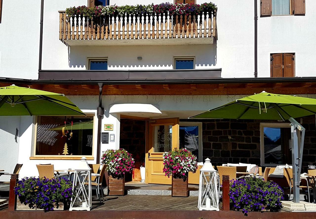 Ciasa Alpina Relax Hotel Moena Exterior foto